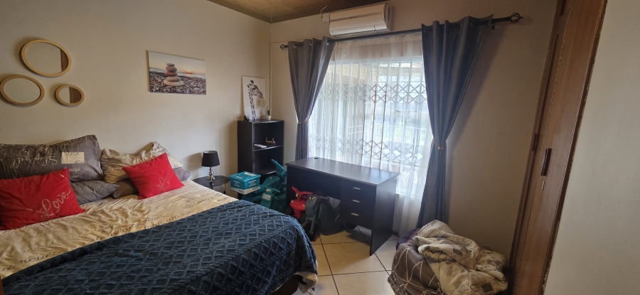 4 Bedroom Property for Sale in Hillcrest Northern Cape